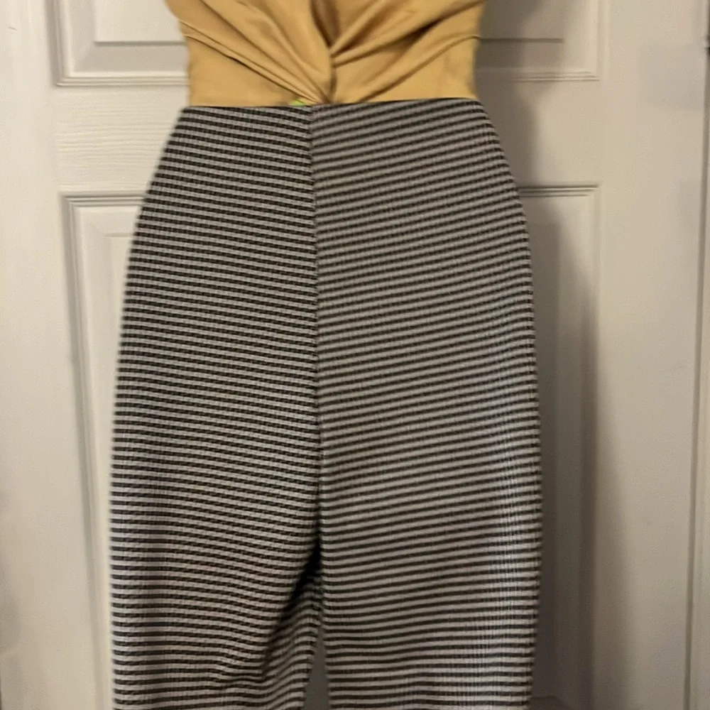 H&M comfortable pull